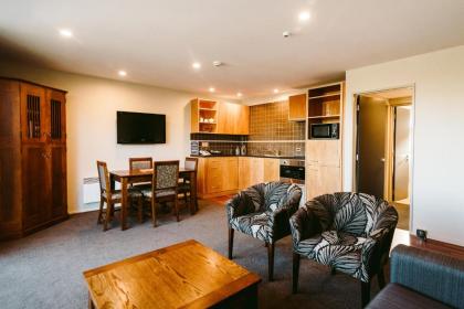 Garden Court Suites & Apartments - image 13