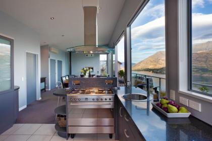 Highview Terrace by Amazing Accom - image 16