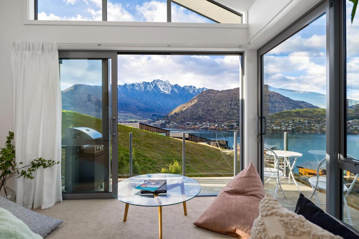 Elite Holiday Homes Queenstown - Summit View - main image