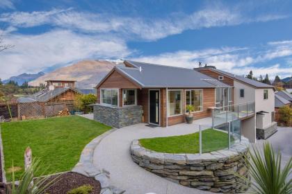 Central Queenstown Hideaway - image 18