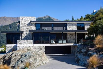 Wakatipu Heights - image 7