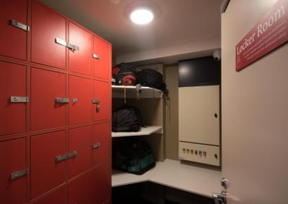 Adventure Q2 Hostel - image 9