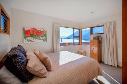 A Surprise on Sunrise! Panoramic Lake Views - image 17