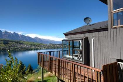 A Surprise on Sunrise! Panoramic Lake Views - image 9