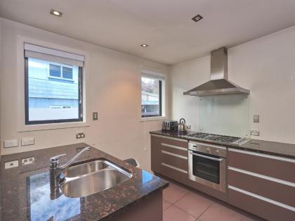 Copper Ridge Views - Queenstown Apartment - image 16