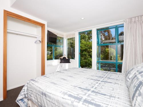 Lake Terrace - Queenstown Holiday Unit - image 6