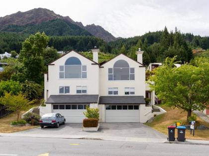 Queenstown Haven - Queenstown Holiday Home - image 5