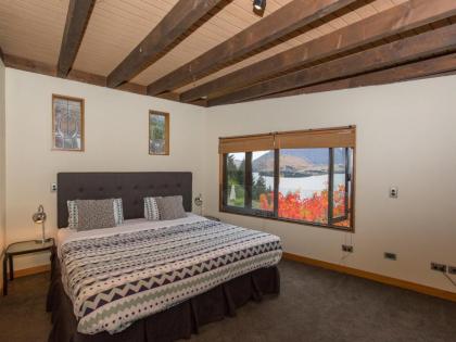 Crows Nest - Queenstown Holiday Home - image 5