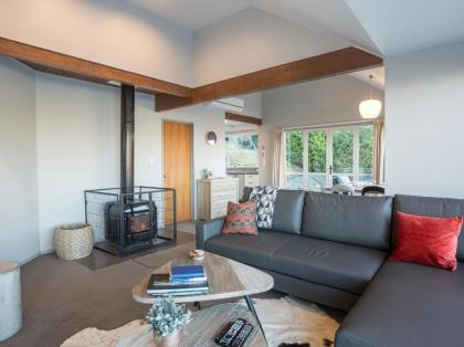 Wakatipu Views - Queenstown Holiday Home - image 8