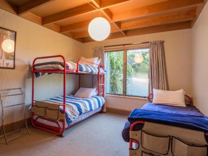 Evergreen Haven - Queenstown Holiday Home - image 14