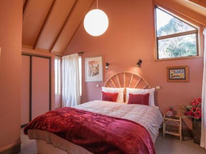 Evergreen Haven - Queenstown Holiday Home - image 15