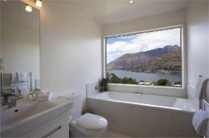 Highview Retreat - Huge holiday home in Queenstown - image 13