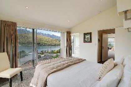 Highview Retreat - Huge holiday home in Queenstown - image 14