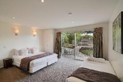 Highview Retreat - Huge holiday home in Queenstown - image 18