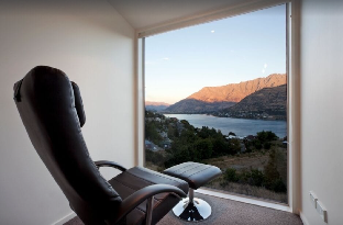 Highview Retreat - Huge holiday home in Queenstown - image 6