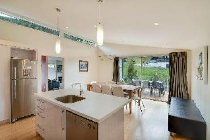 Highview Retreat - Huge holiday home in Queenstown - image 7