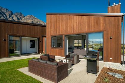 A Remarkable Stay - Jack's Point Holiday Home - image 5