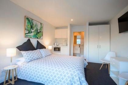 Hensman Haven - Queenstown Holiday Home - image 13