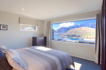 Paradise Peaks - Queenstown Holiday Home - image 18