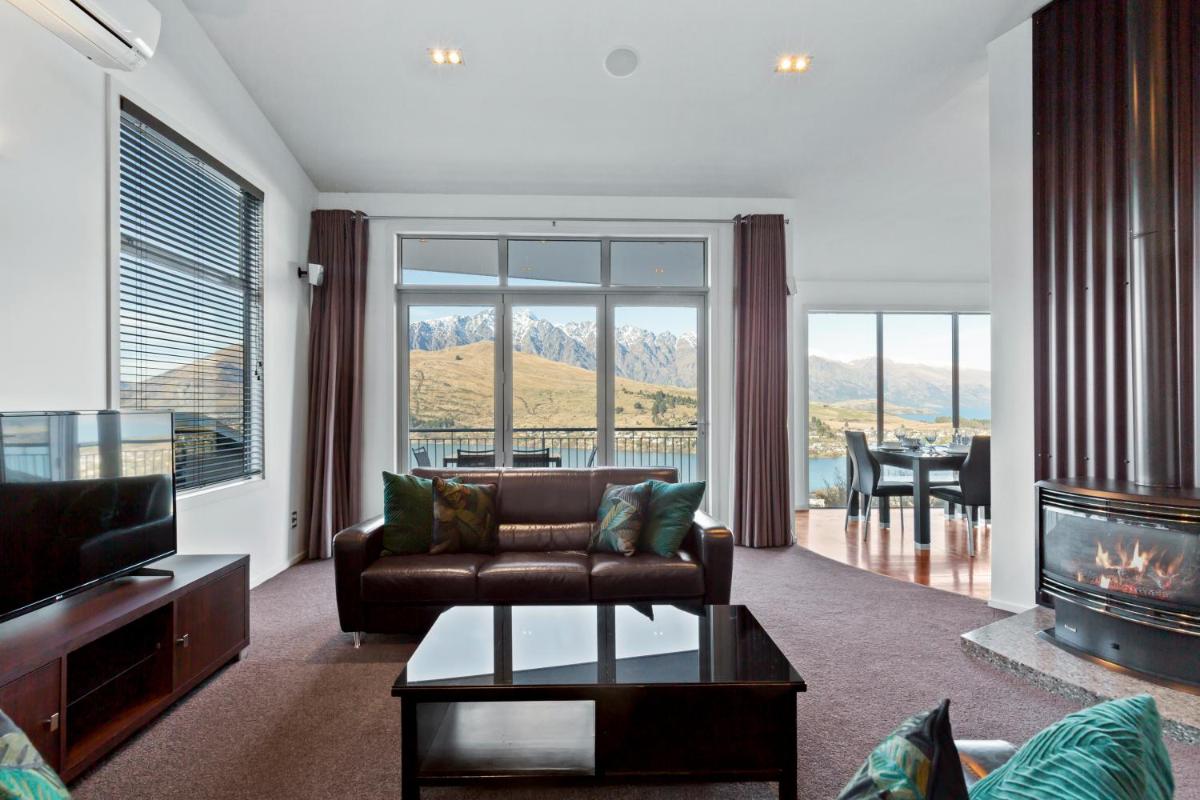 Paradise Peaks - Queenstown Holiday Home - image 2