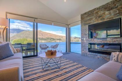 The Villa Lookout - Queenstown Holiday Villa - image 3