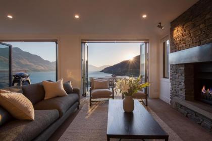 Villas in Queenstown 