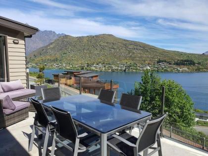 Queenstown Townhouse - Fabulous Alpine Views - image 4