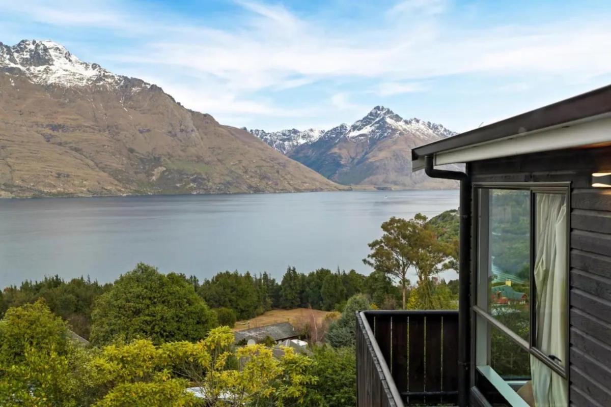 The Alpine - Queenstown Holiday Home - main image