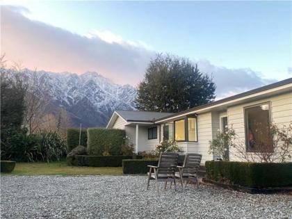 Frankton Favourite - Queenstown Holiday Home