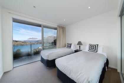 Top of the Lake - Queenstown Holiday Homes - image 11