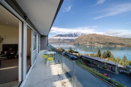 Top of the Lake - Queenstown Holiday Homes - image 18