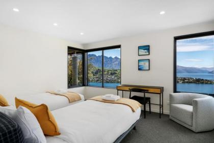 Queenstown Opulence - image 15