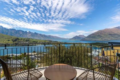 Queenstown Opulence - image 20