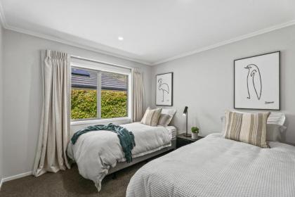 Southern Lakes Escape - Queenstown Holiday home - image 17